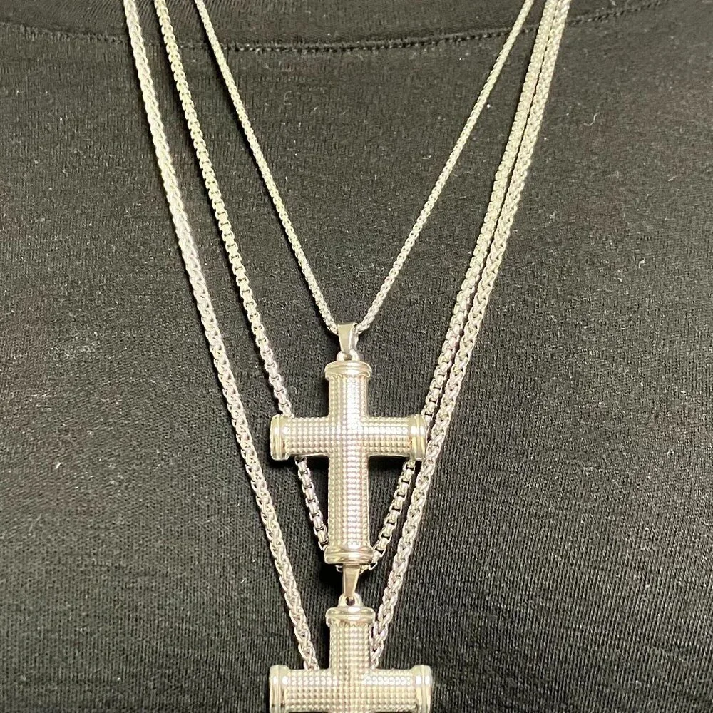 Stainless Steel Cross Pendant Necklace on 19-inch Chunky Chain Brand NEW Chain
